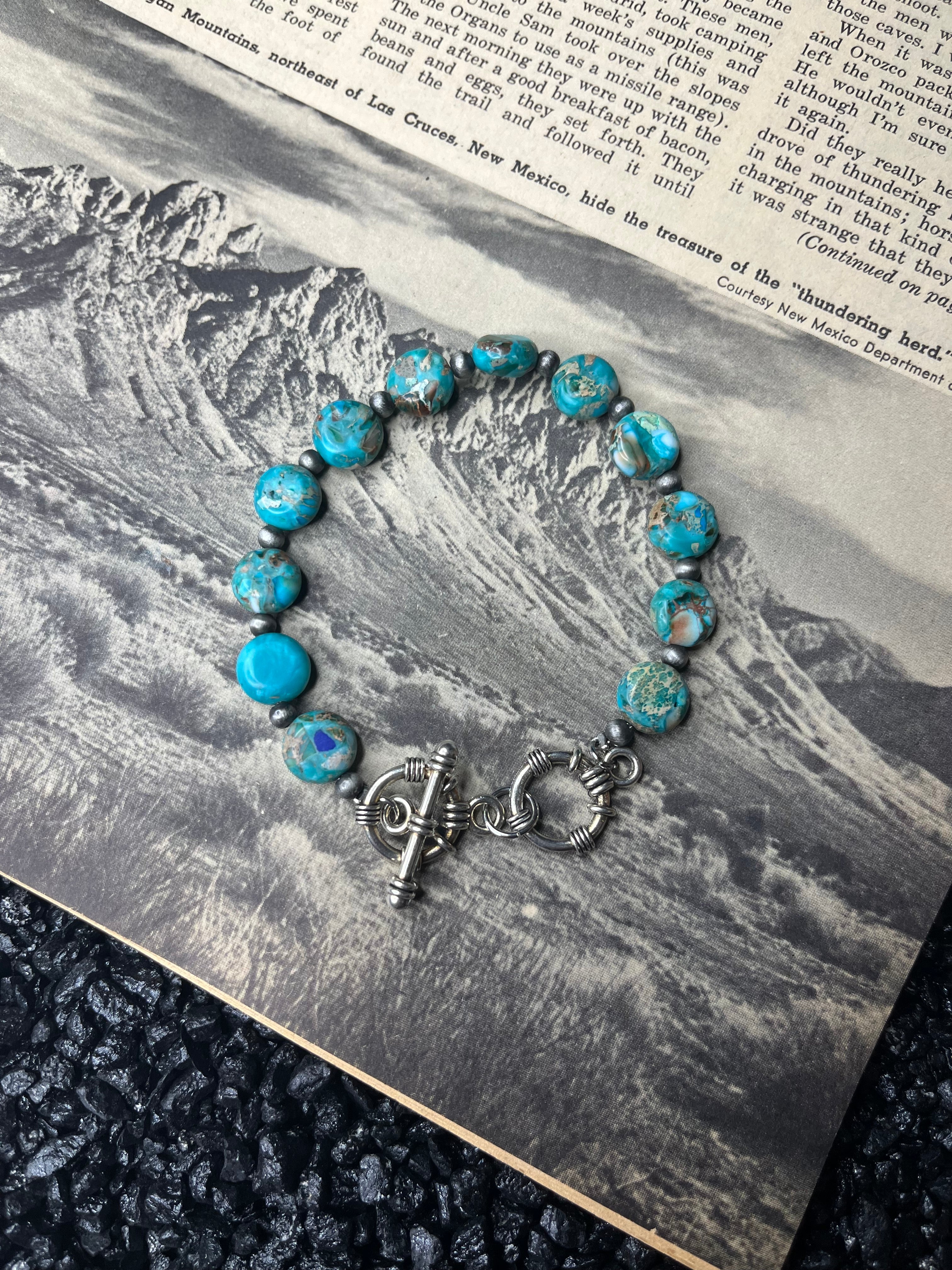 Faux Silver and Turquoise Round Bead Bracelet
