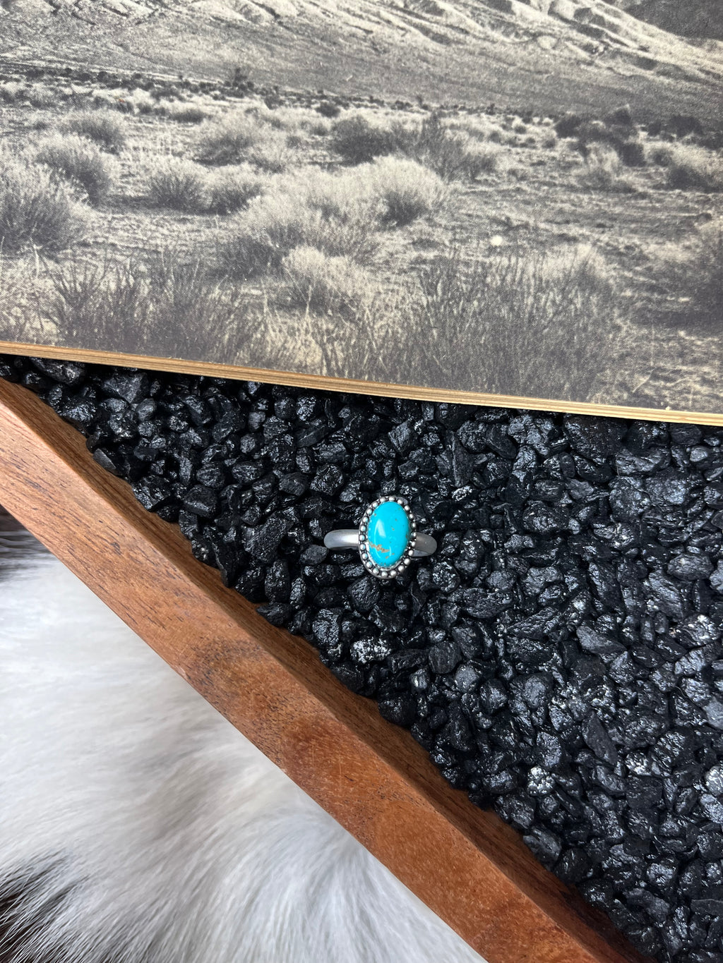 Faux Silver and Turquoise Adjustable Oval Ring