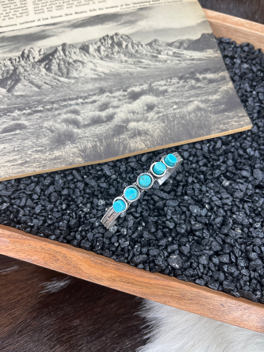 5 Round Turquoise Stone Cuff