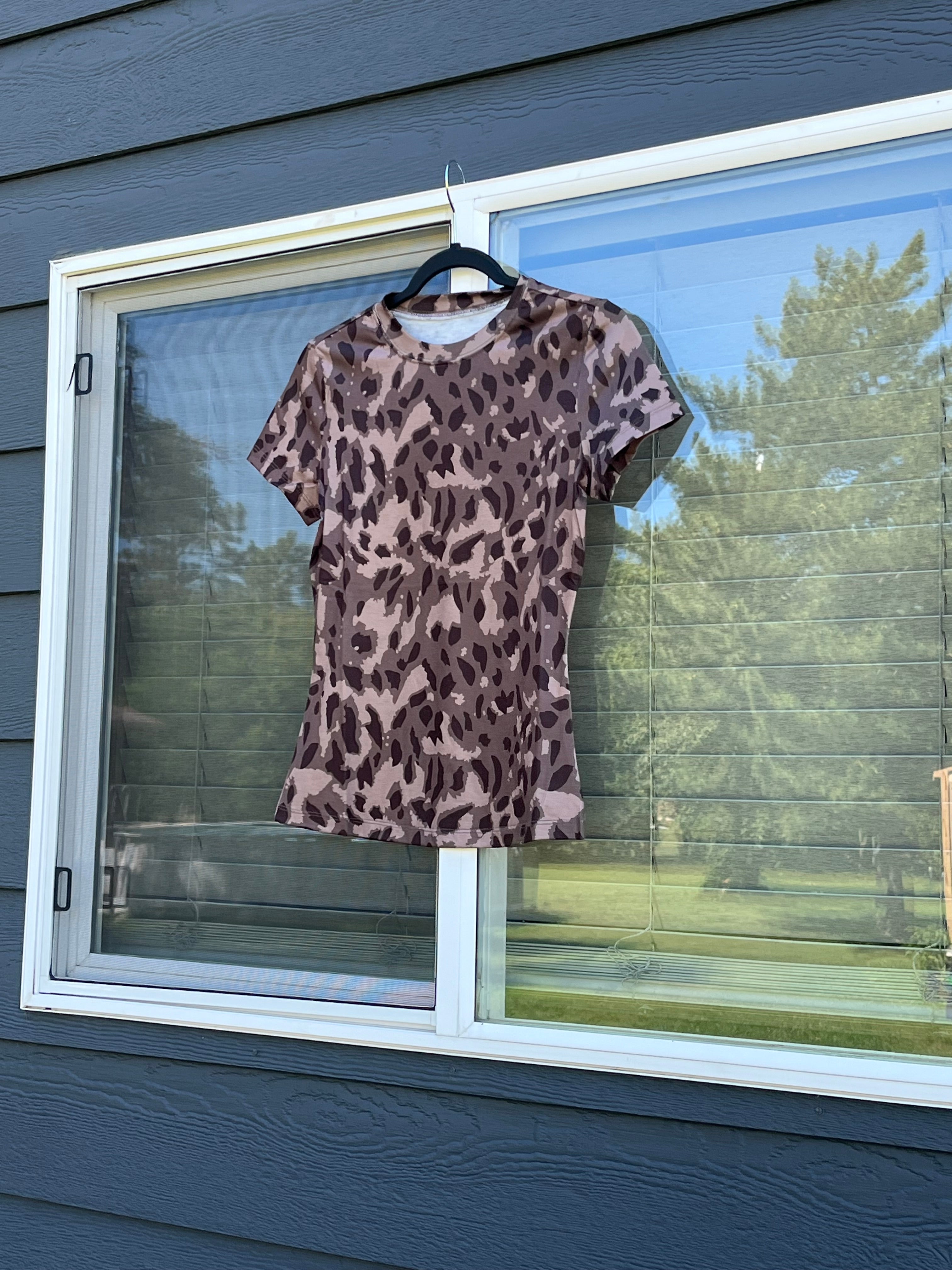 Brown Western Leopard Print Fitted Short-Sleeve T-Shirt