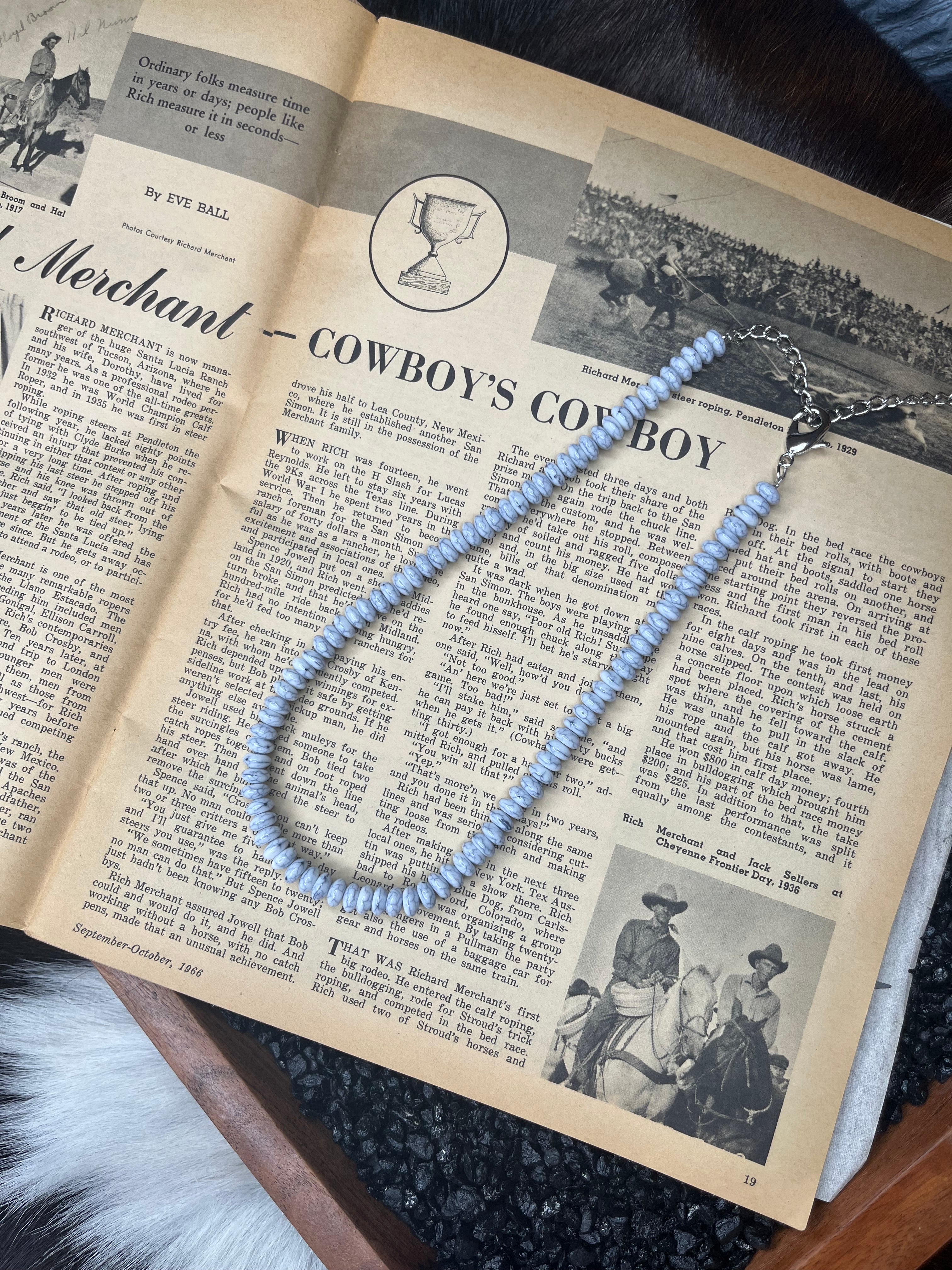 Faux White Gemstone Saucer Necklace
