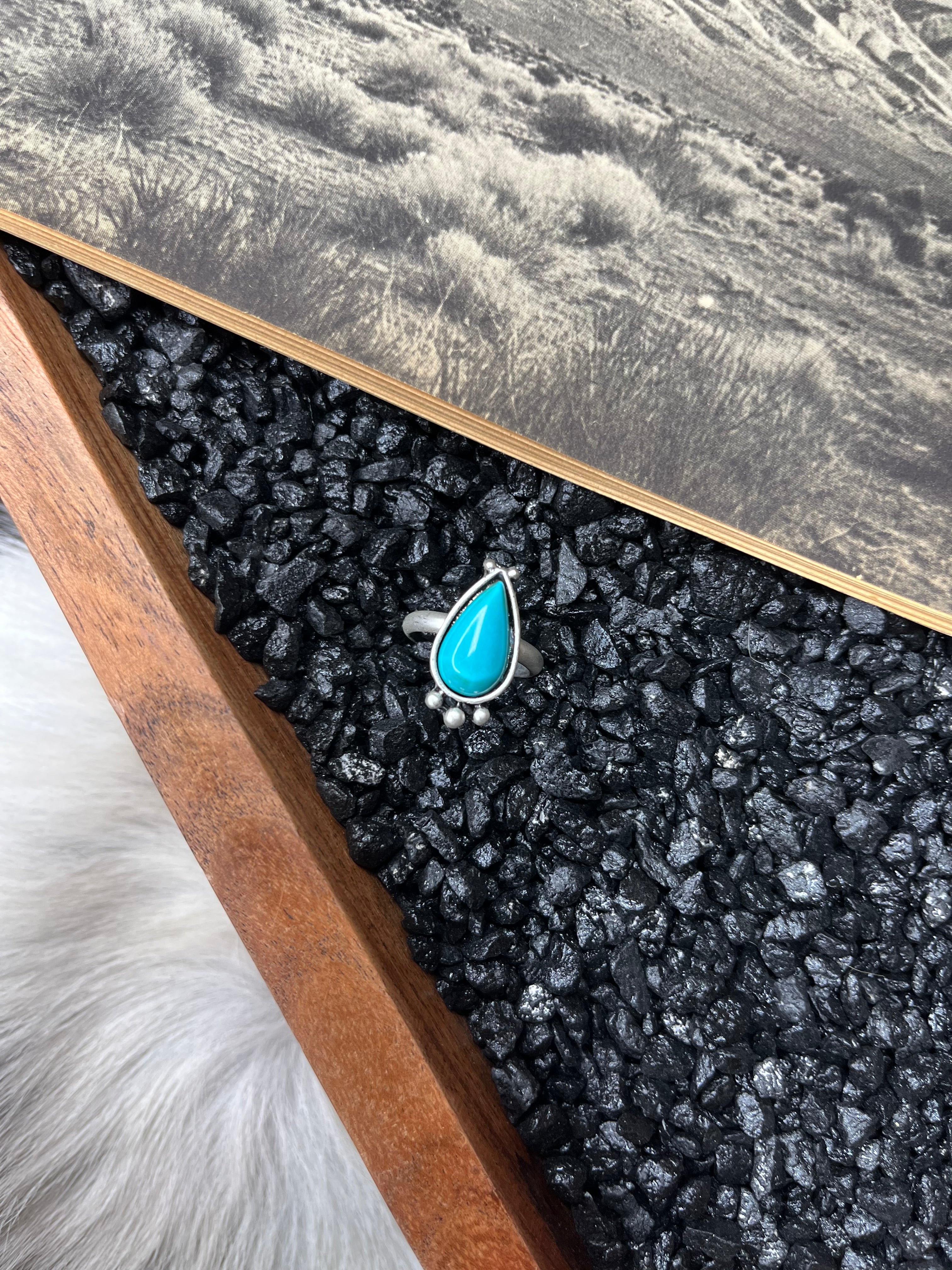 Faux Silver and Turquoise Detailed Drop Shape Adjustable Ring