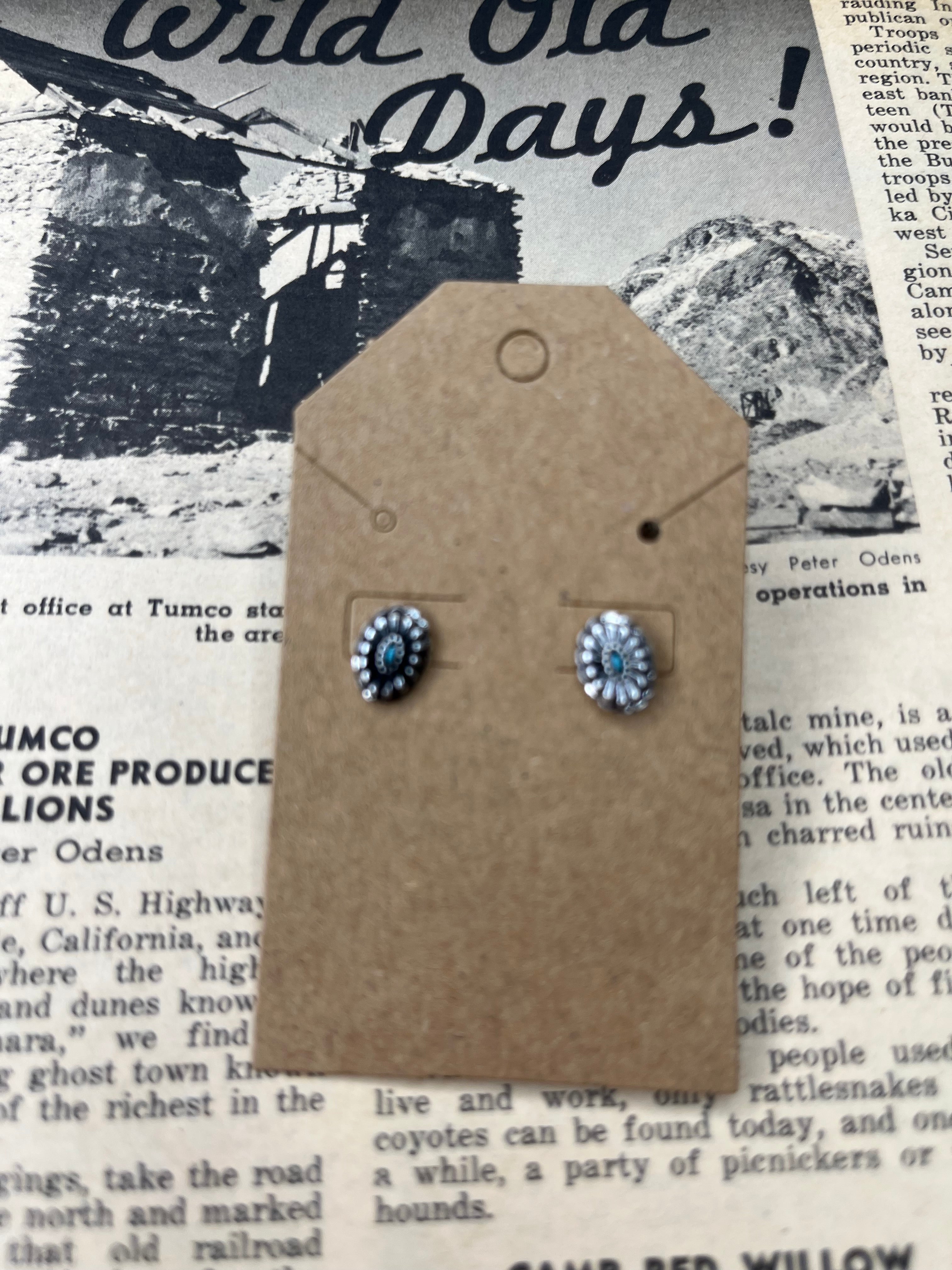 XS Faux Conchos