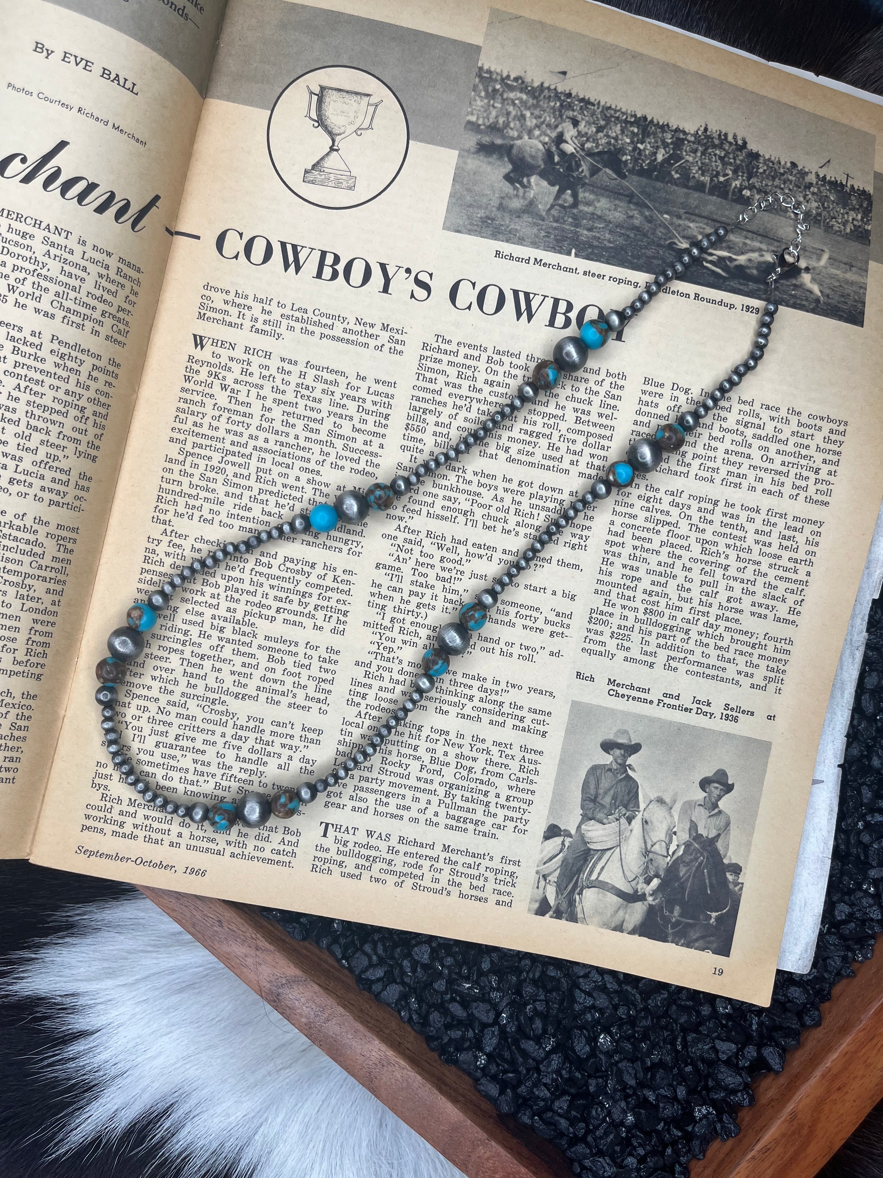 Faux Silver Pearls and Turquoise Variated Necklace