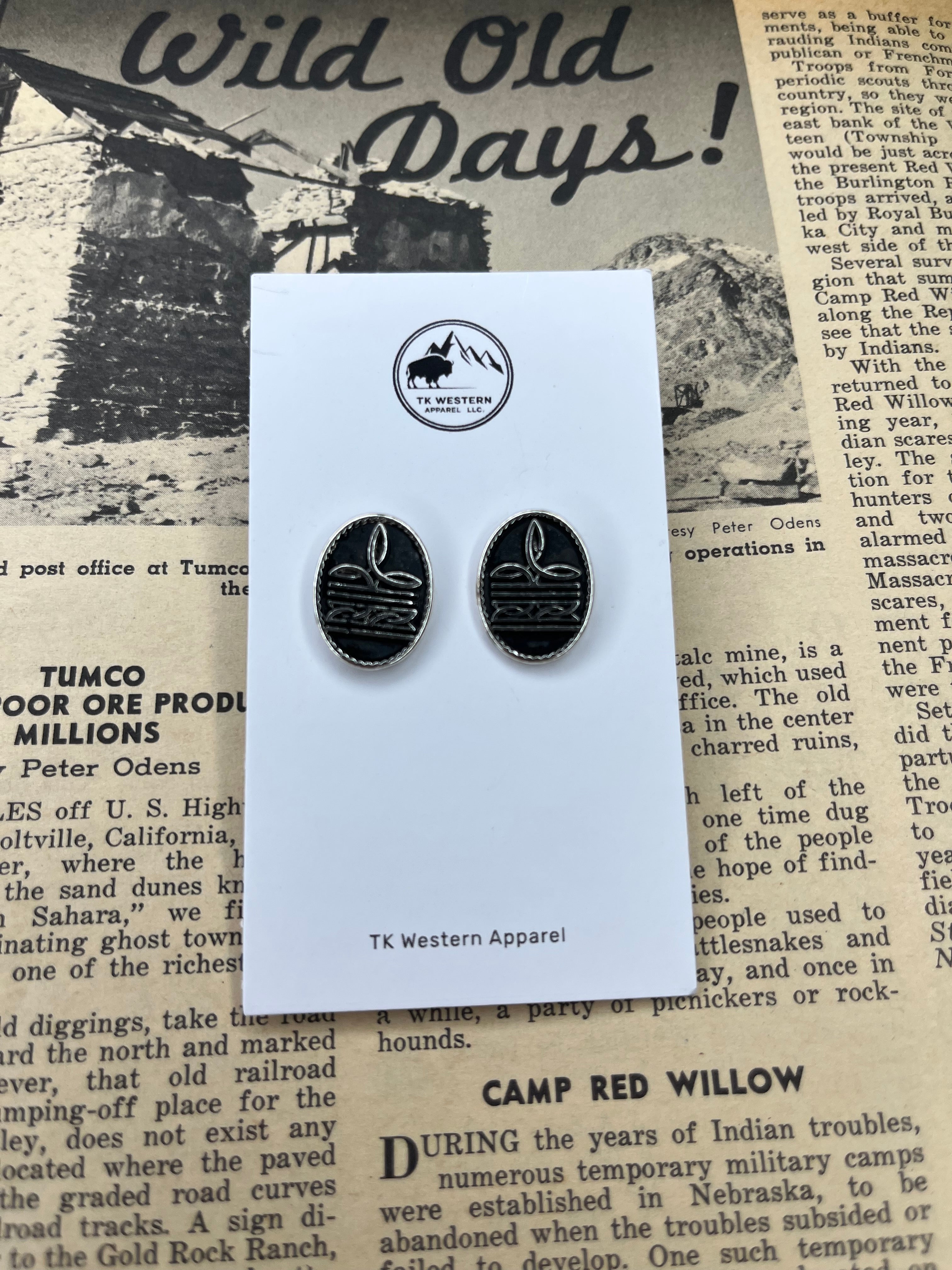 Faux Silver Oval Boot-stitch Studs