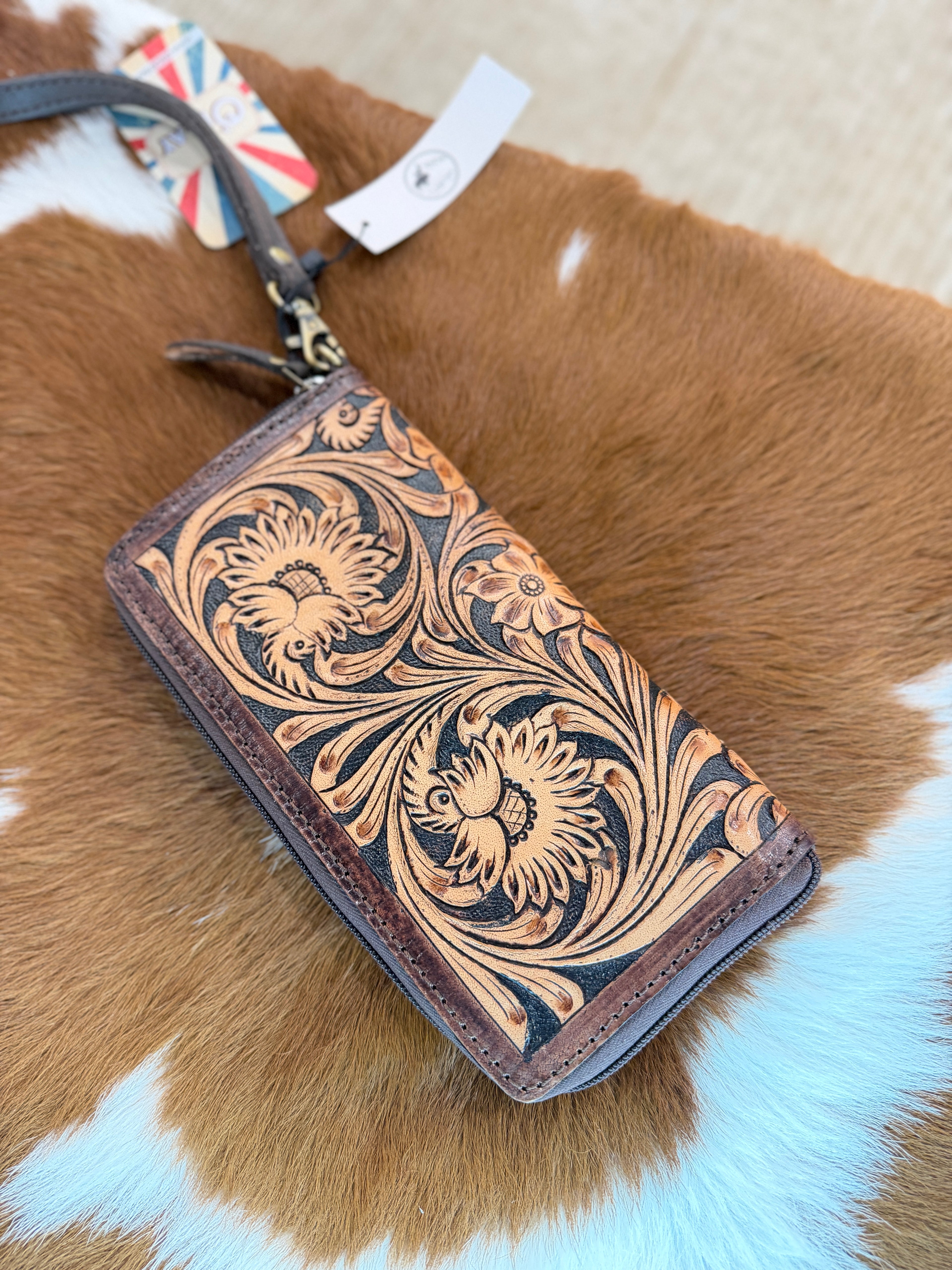 O'hlay Light/Dark Floral Wallet